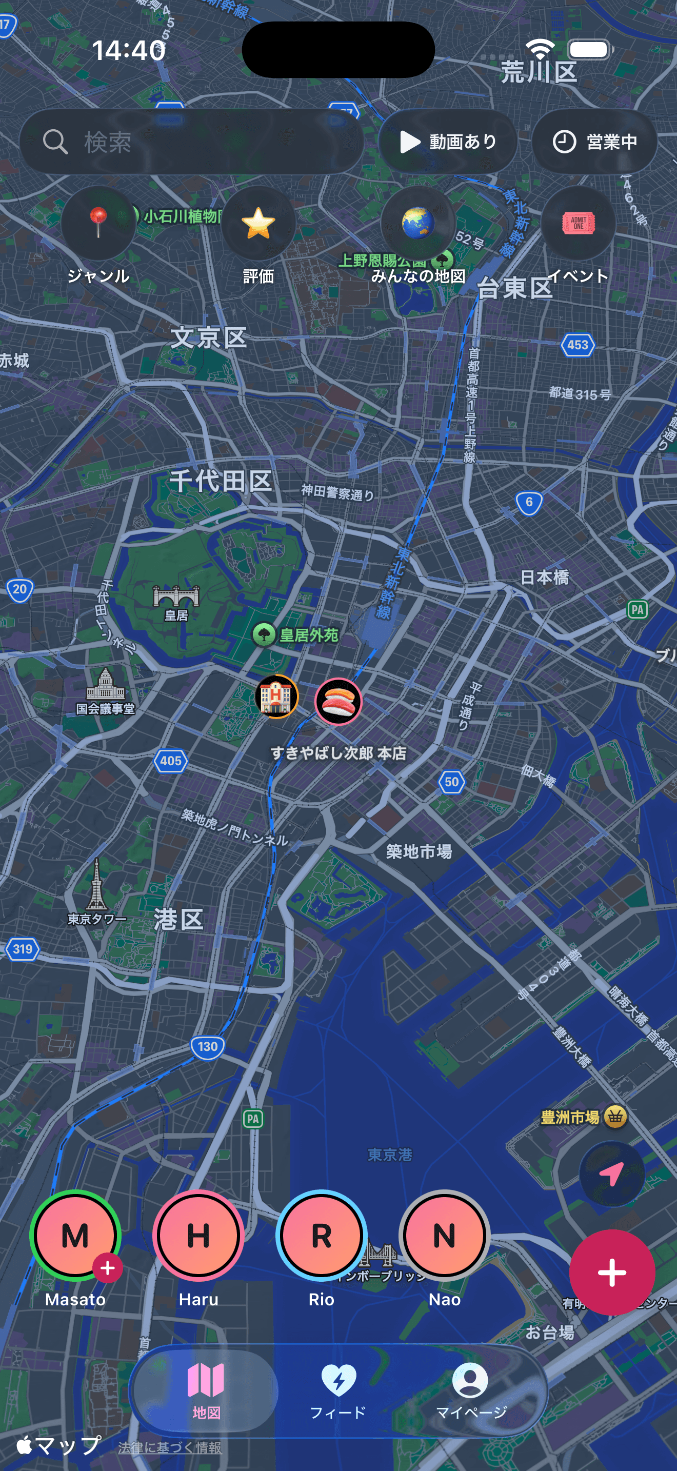 Lovyアプリの地図画面。場所のピンや友達のストーリーを地図上で確認できます。